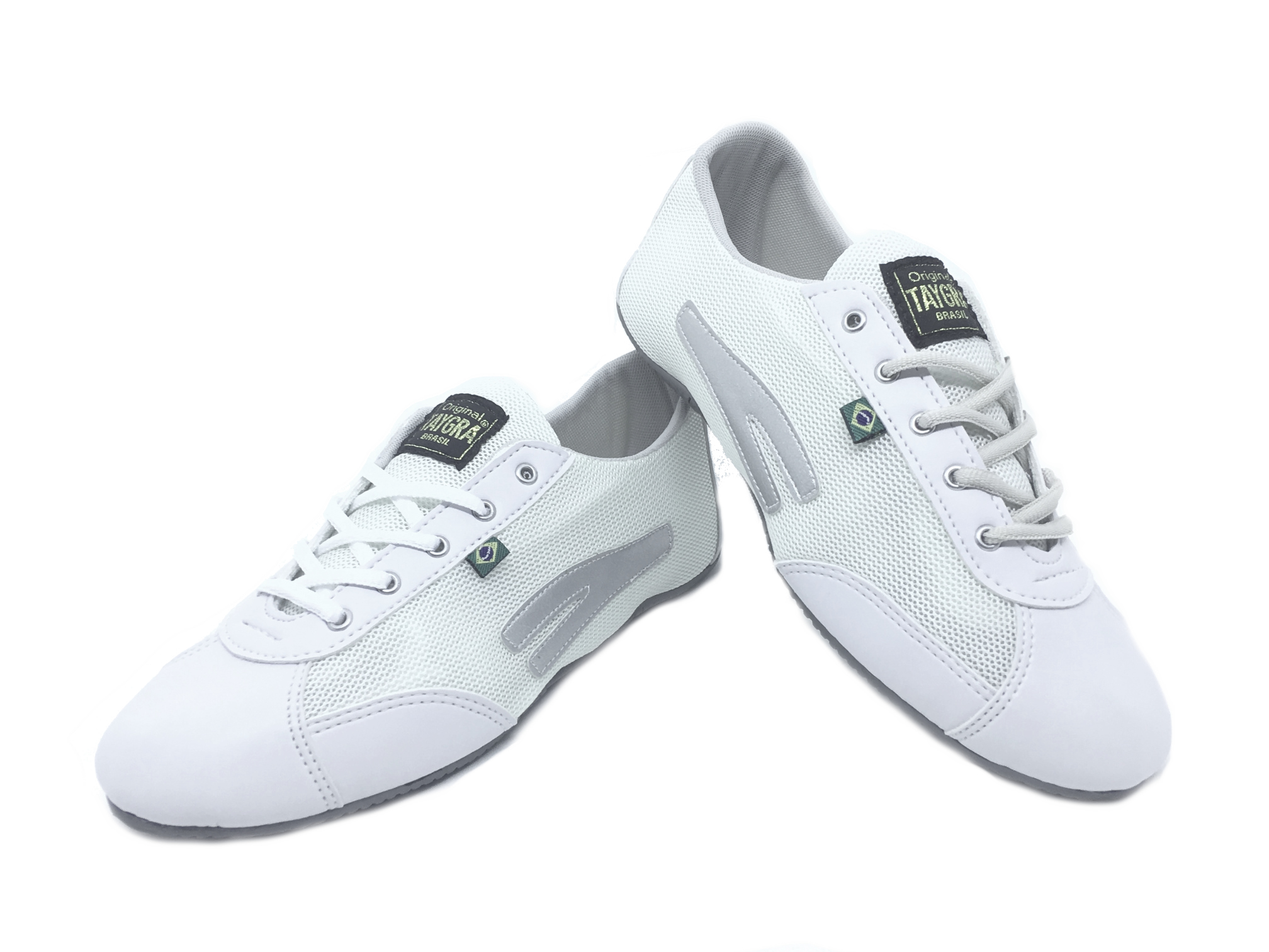 Sapatilha  fashion branco e prata